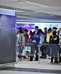 Italy.Umbria.10.Airport.crowd