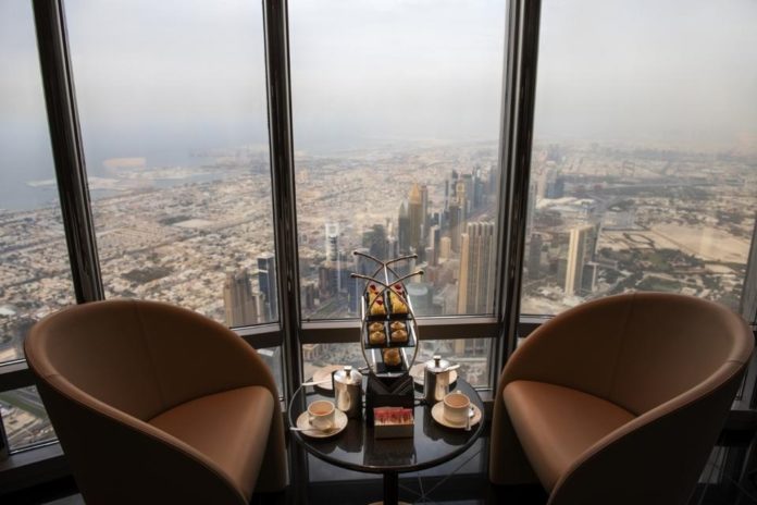 World’s highest lounge opens to public in Dubai