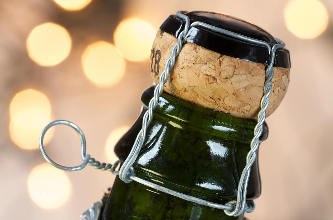 Champagne sales creep to new record in 2018