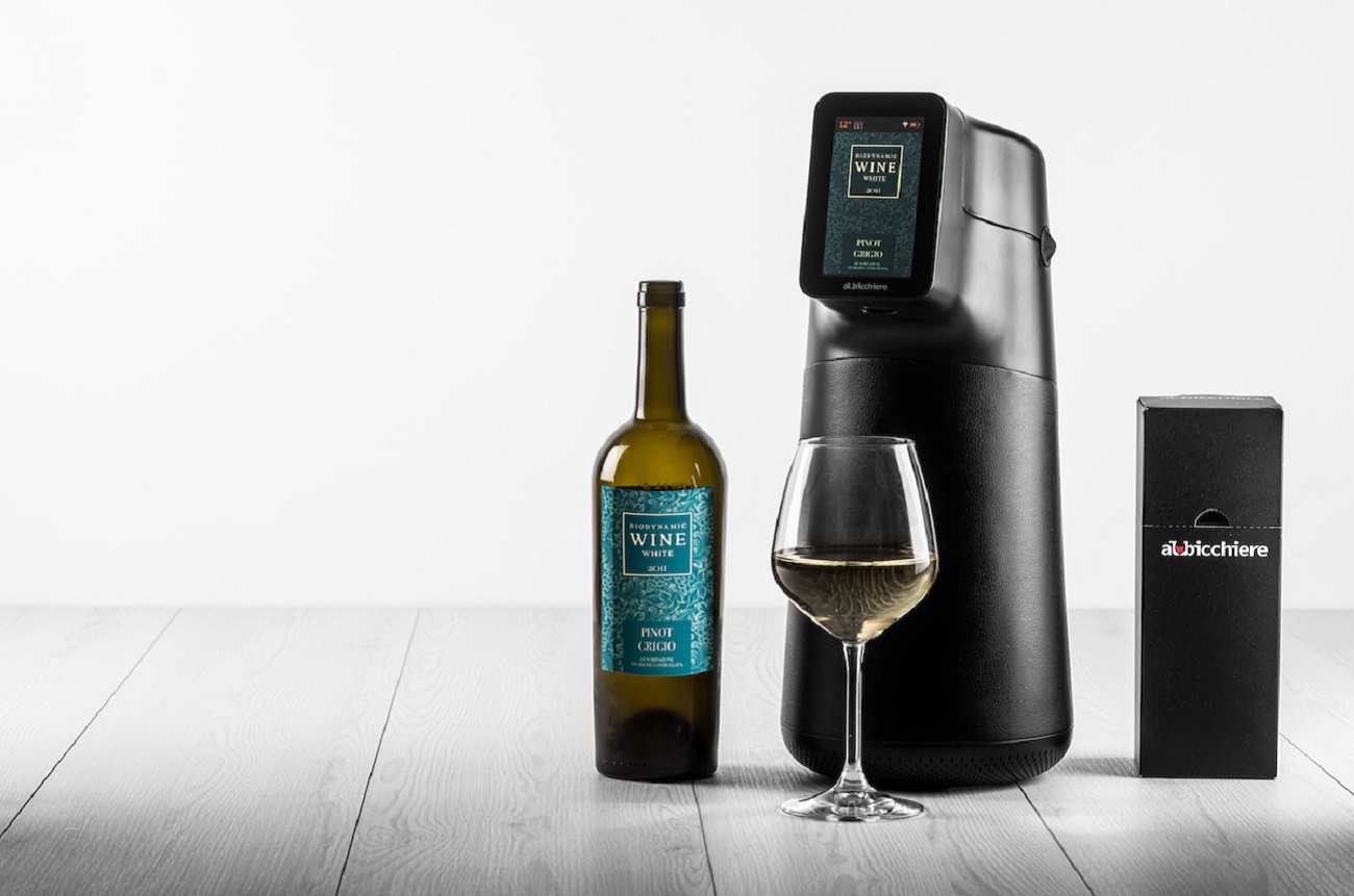 Smart wine pourer 'Albicchiere' gets CES 2020 tech award