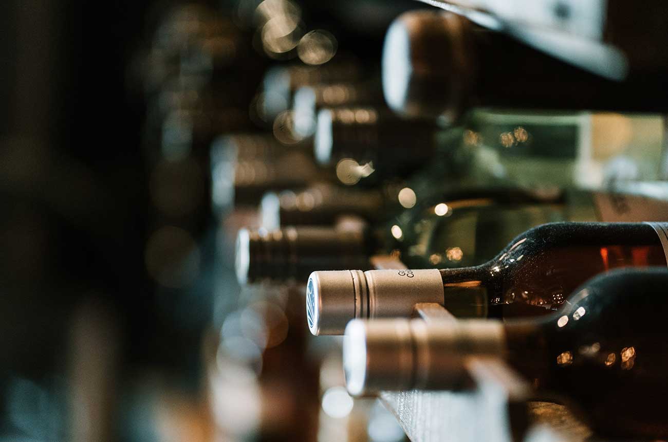 US wine sales jump but restaurant trade suffers