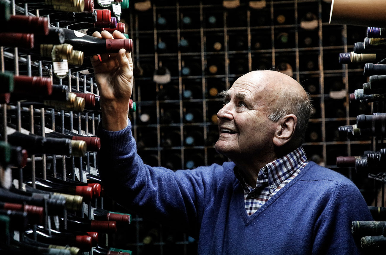 James Halliday to auction 250 bottles of DRC wines from his private cellar