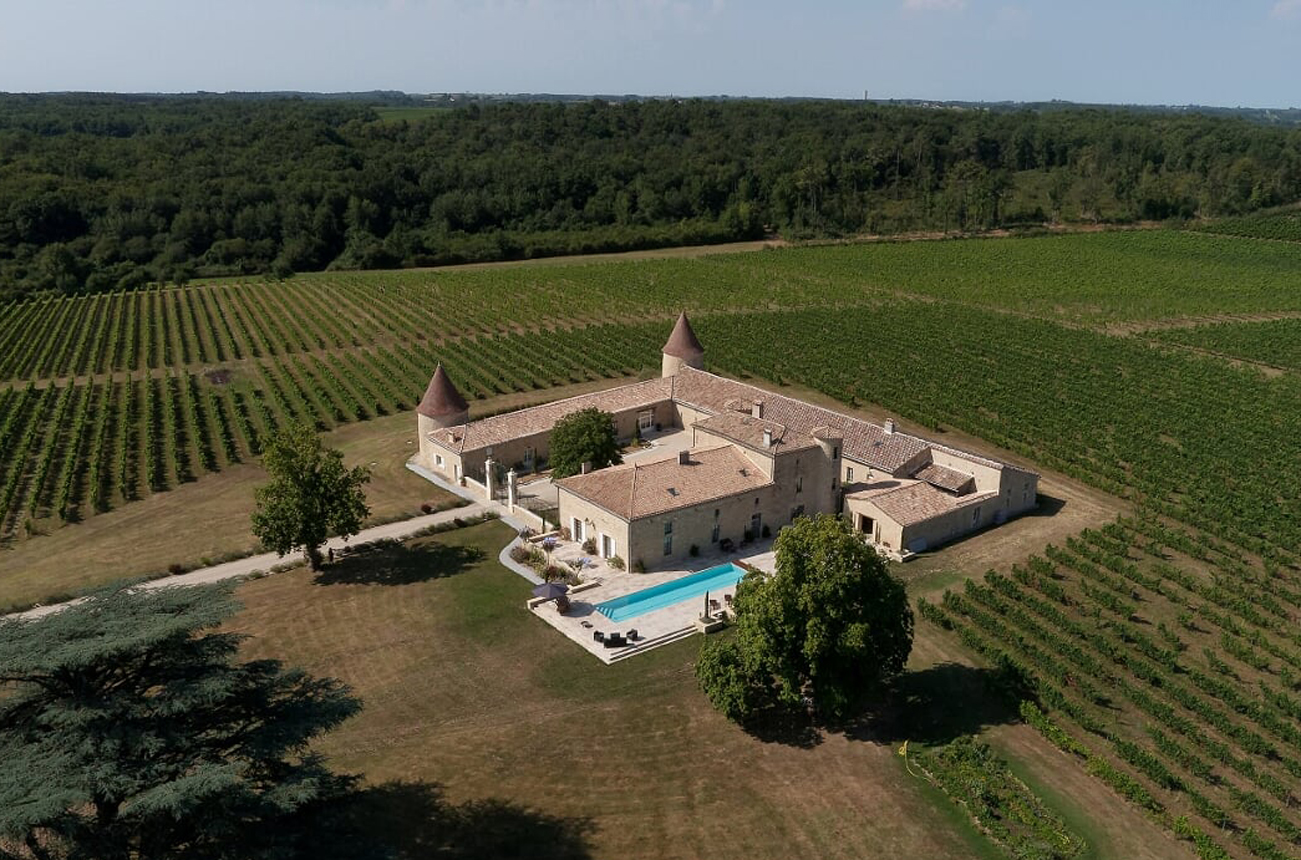 Luxury château for sale in Bordeaux's Entre-Deux-Mers