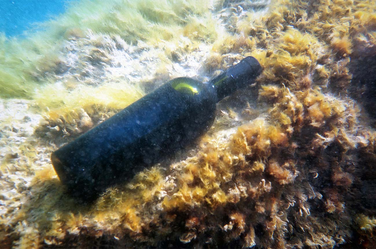 Argentinian producers age wine in the ocean